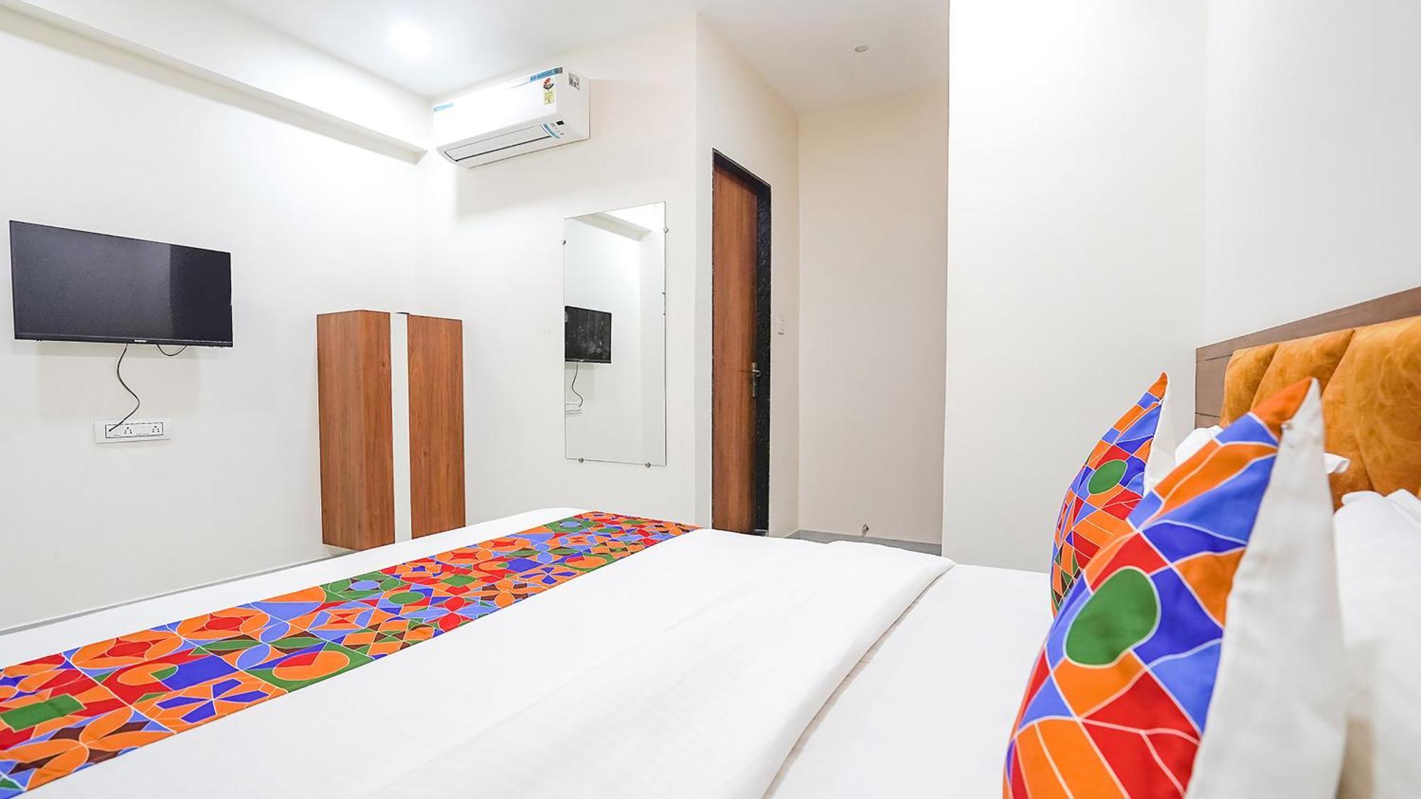 Fabhotel Vishala In أحمد أباد المظهر الخارجي الصورة