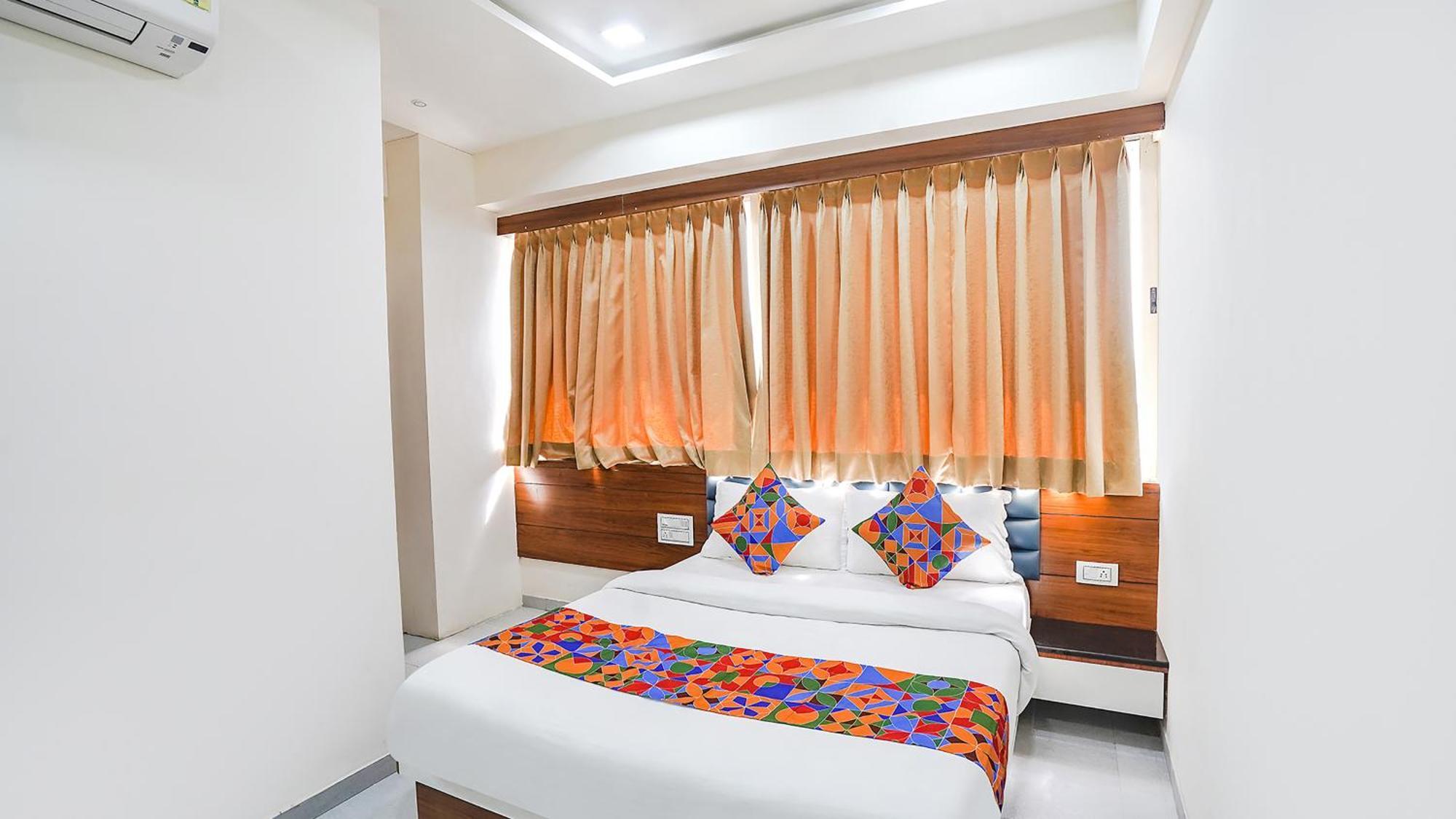 Fabhotel Vishala In أحمد أباد المظهر الخارجي الصورة