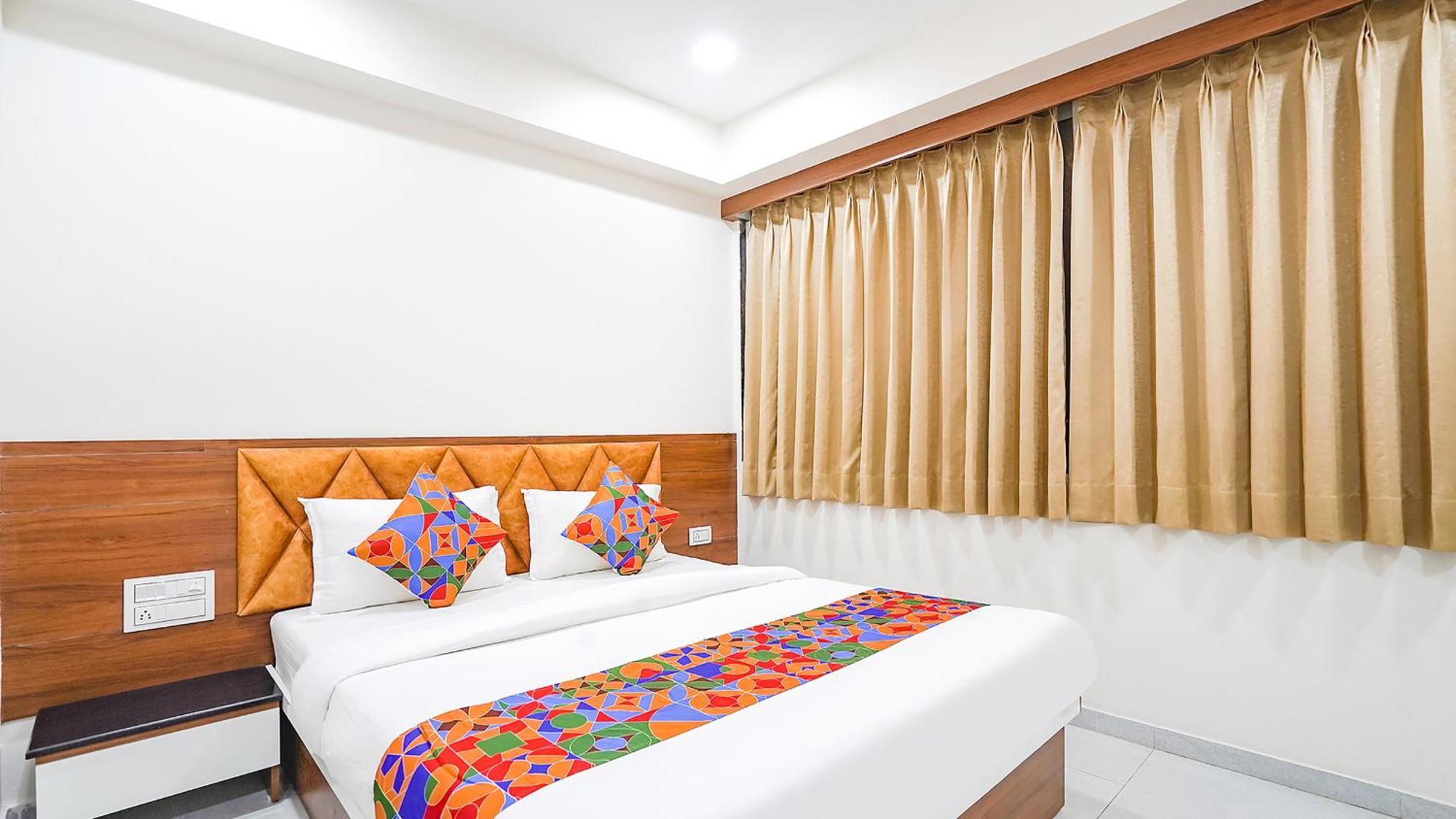 Fabhotel Vishala In أحمد أباد المظهر الخارجي الصورة