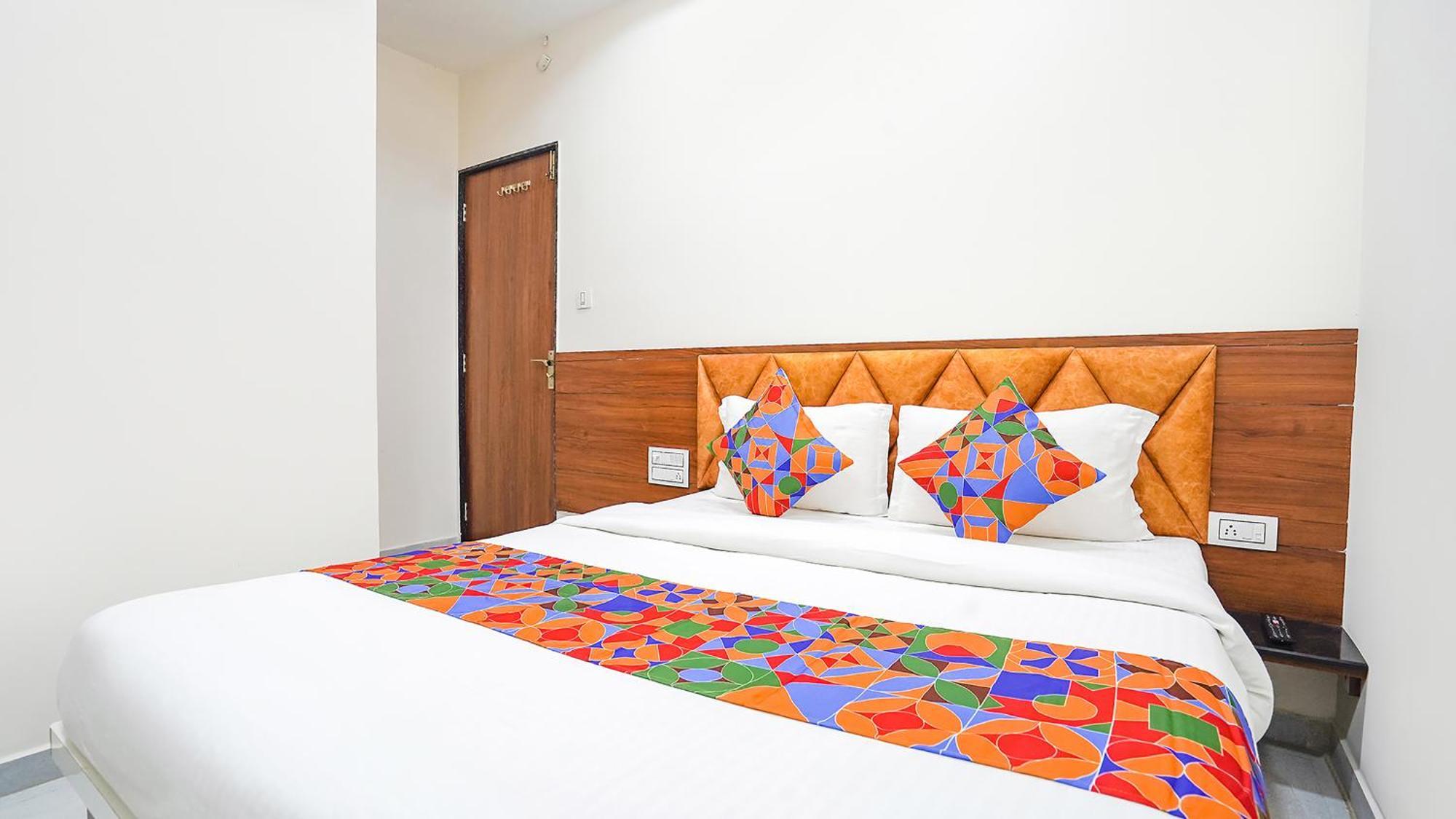 Fabhotel Vishala In أحمد أباد المظهر الخارجي الصورة